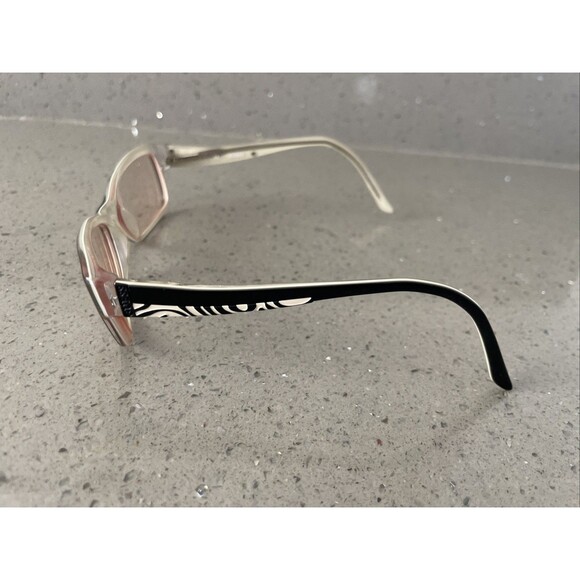 GUESS GU2261 BLK WHT Eyeglasses FRAMES ONLY BLACK/WHITE Plastic 51-17-130 Full main image 13